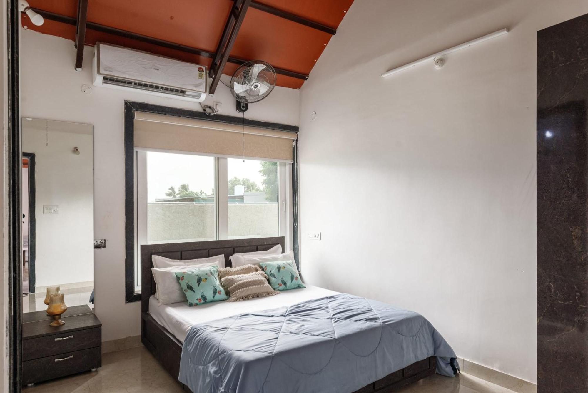 Aqua Lagoon Villa By Secret Turtle Pvt Pool Private Lawn Secunderabad ภายนอก รูปภาพ