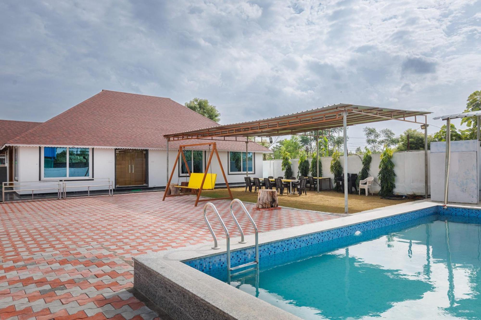 Aqua Lagoon Villa By Secret Turtle Pvt Pool Private Lawn Secunderabad ภายนอก รูปภาพ