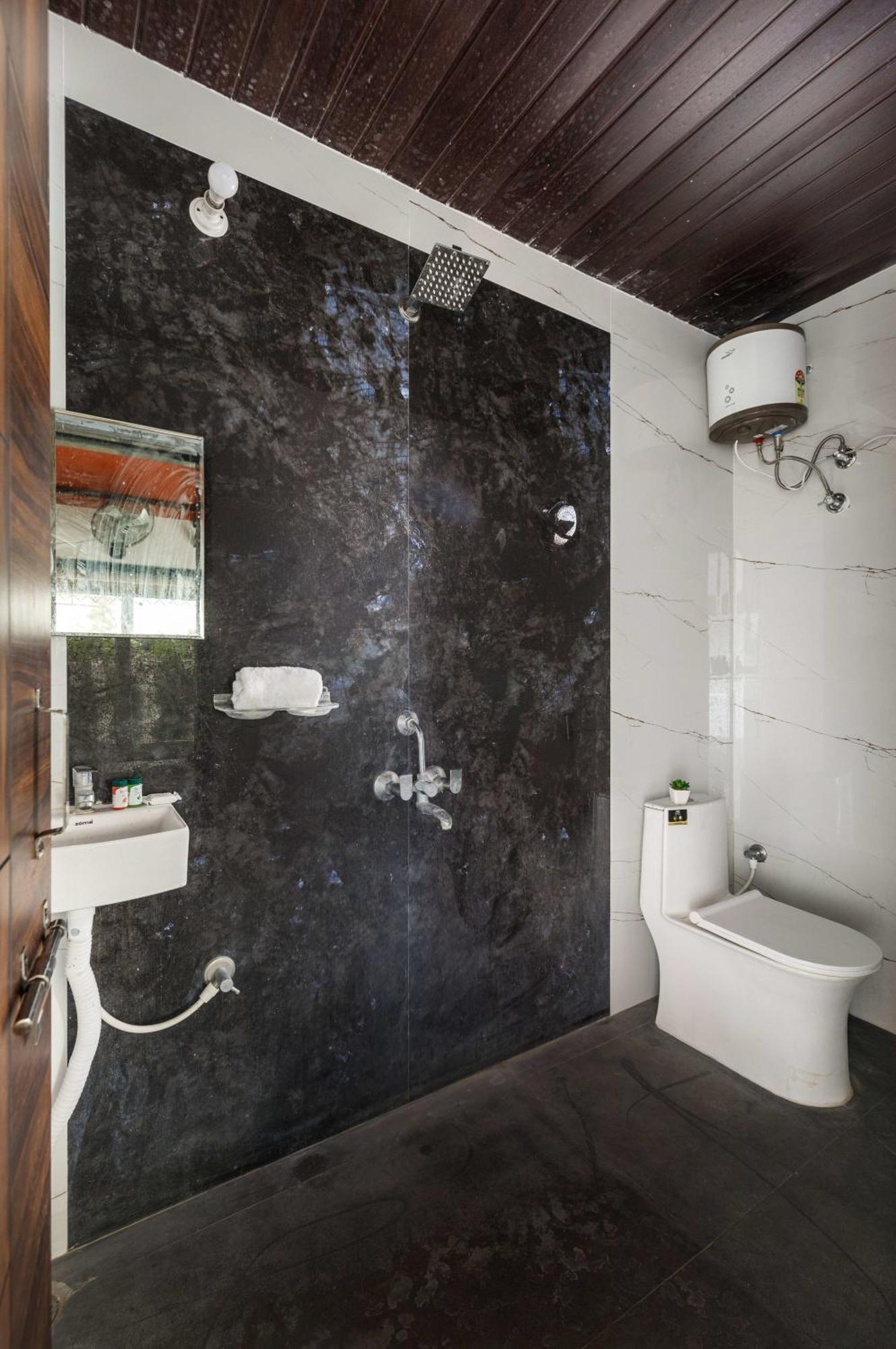 Aqua Lagoon Villa By Secret Turtle Pvt Pool Private Lawn Secunderabad ภายนอก รูปภาพ