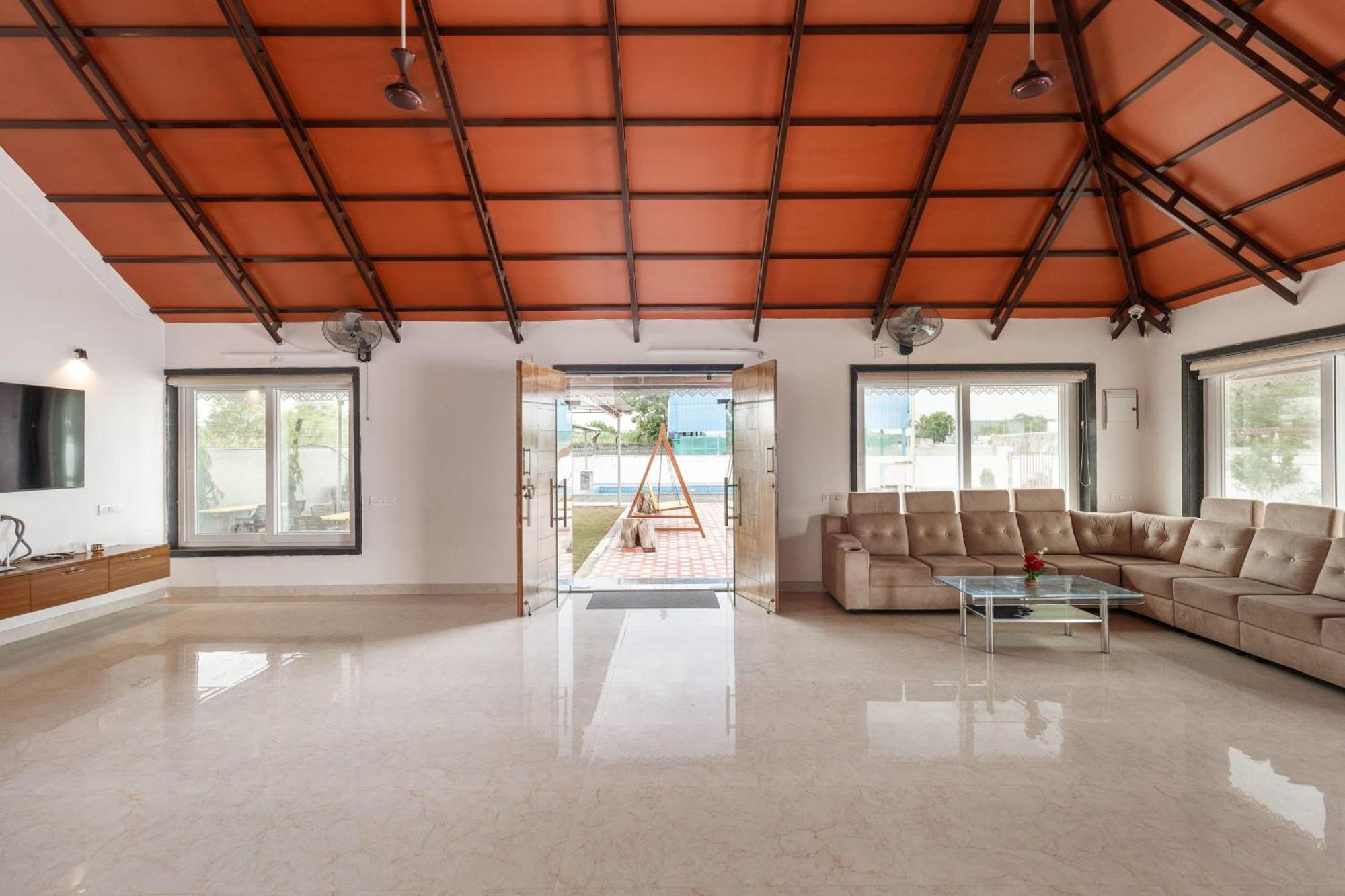Aqua Lagoon Villa By Secret Turtle Pvt Pool Private Lawn Secunderabad ภายนอก รูปภาพ