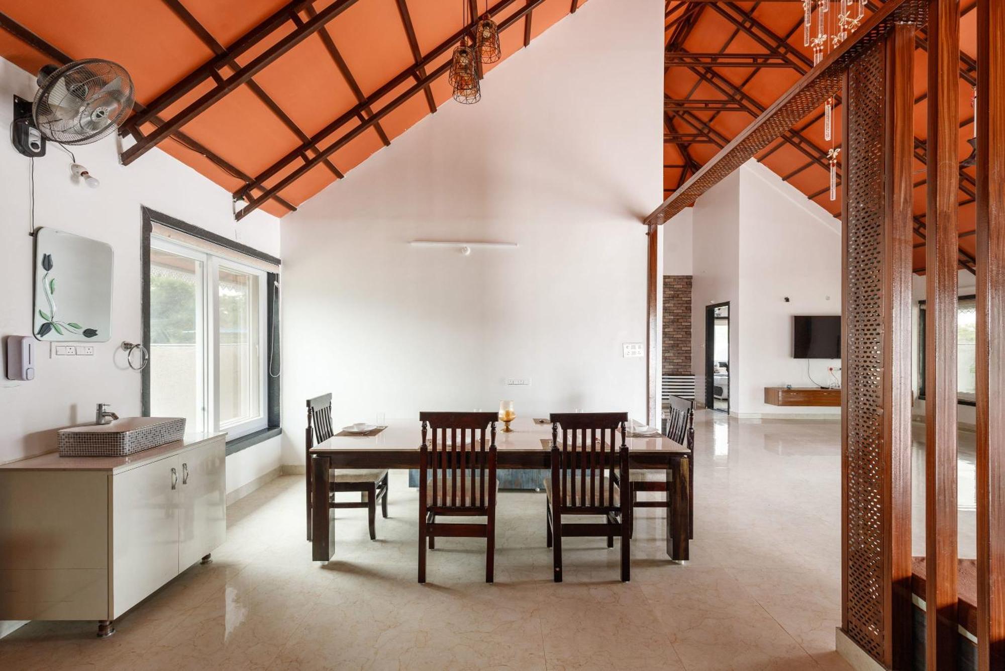Aqua Lagoon Villa By Secret Turtle Pvt Pool Private Lawn Secunderabad ภายนอก รูปภาพ