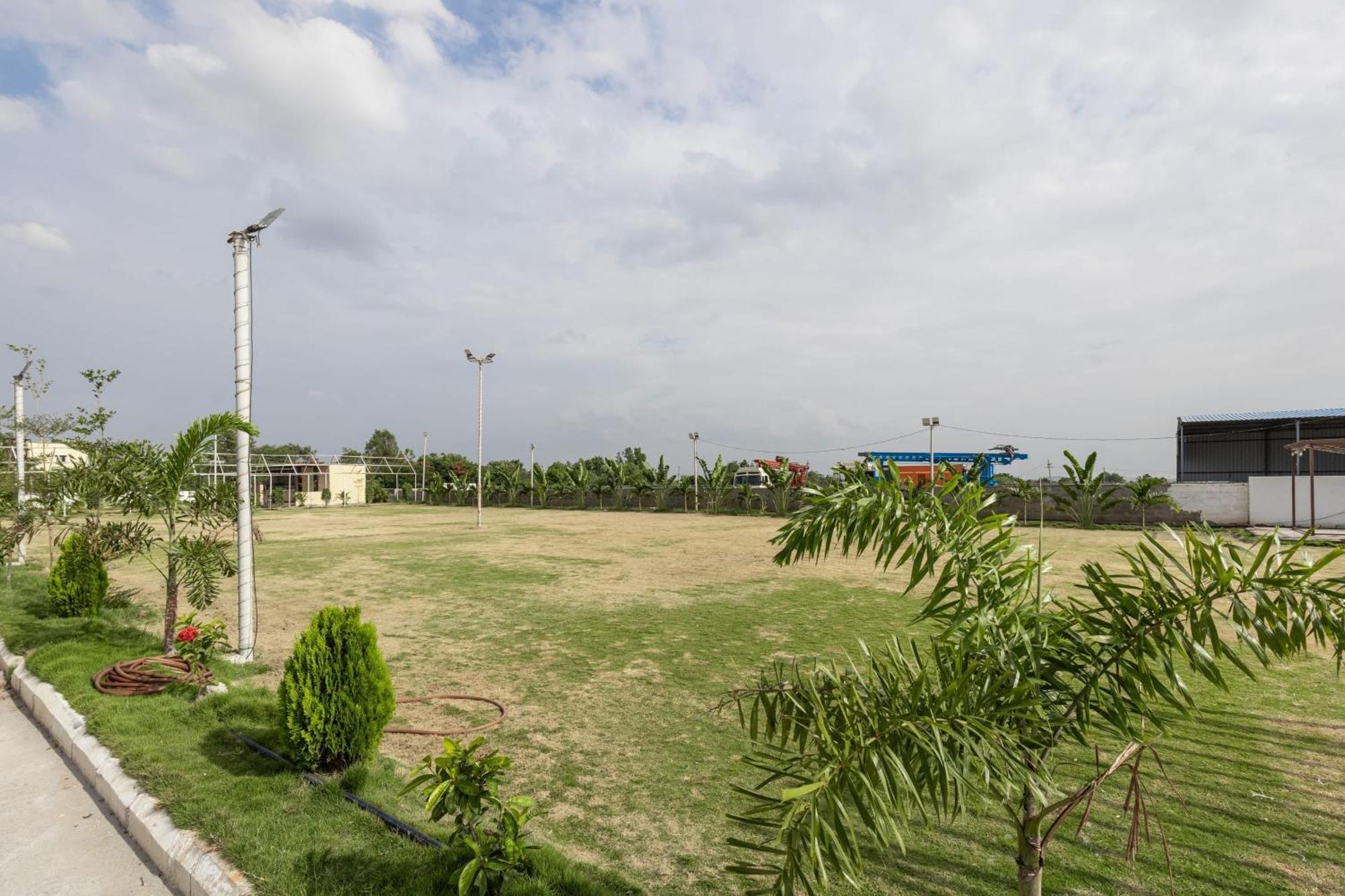 Aqua Lagoon Villa By Secret Turtle Pvt Pool Private Lawn Secunderabad ภายนอก รูปภาพ